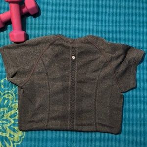 Lululemon swiftly tech short sleeve